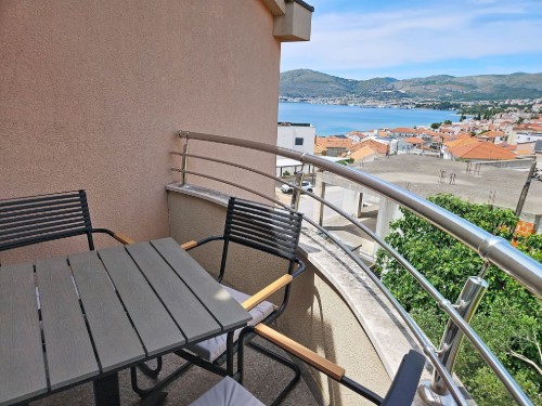 Ferienwohnung - 4 Personen -  - 21223 - Trogir/Okrug Gornji