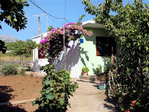 Holiday Home/Apartment - 5 persons -  - Sucuraj - 21469 - Sucuraj