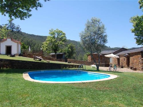 Sommerhus - 6 personer -  - Cinfães - 4690