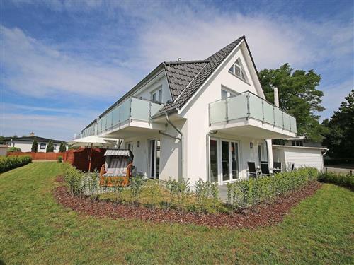 Holiday Home/Apartment - 5 persons -  - Strandstrasse - 18586 - Mönchgut Ot Thiessow  (Os