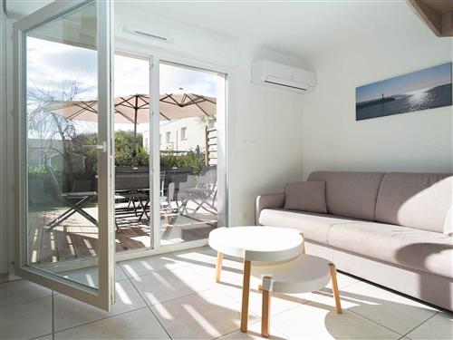 Holiday home - 6 persons -  - Serignan - 34410