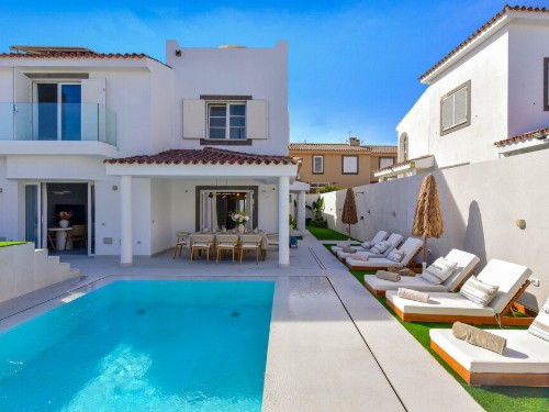 Feriehus - 8 personer -  - Calle Mar Egeo - San Bartolome Tirajana - 35100 - San Bartolome De Tiraj