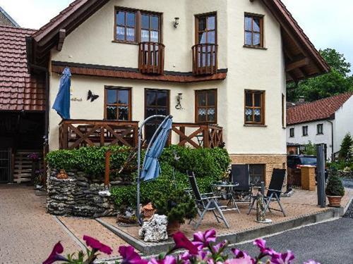 Holiday Home/Apartment - 2 persons -  - Oberer Mühlbach - 96231 - Bad Staffelstein Ot Uetzi