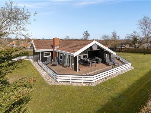 Sommerhus - 8 personer -  - Blommevænget - Hejlsminde - 6094 - Hejls
