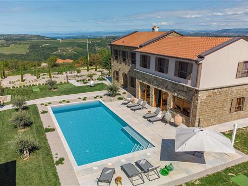 Sommerhus - 10 personer -  - Kucibreg - Groznjan-Kucibreg - 52460 - Buje