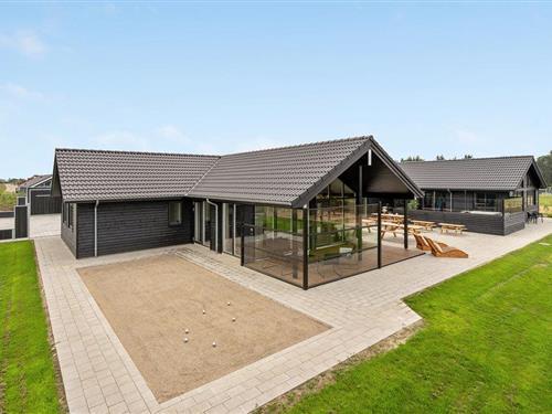 Holiday home - 30 persons -  - Ibsensvej - Hostrup - 7860 - Spøttrup