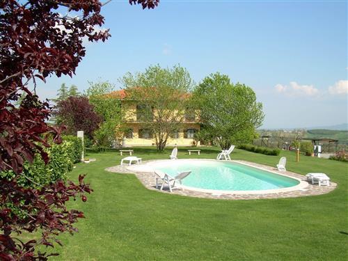 Holiday apartment - 2 persons -  - Lago Di Bolsena - 01027