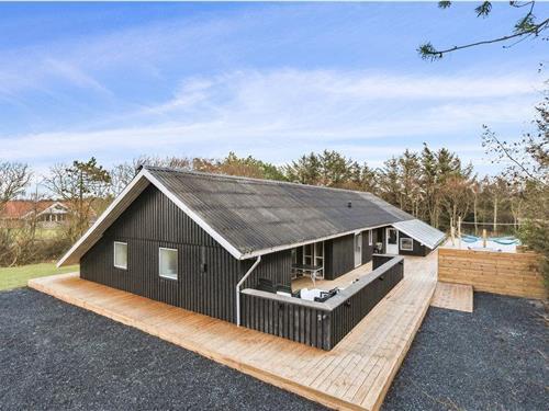 Sommerhus - 15 personer -  - Gransangervej - Lodbjerg Hede - 6950 - Ringkøbing