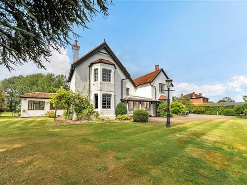 Sommerhus - 16 personer -  - HP23 4PS - Tring