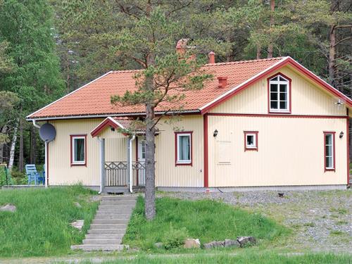 Holiday Home/Apartment - 7 persons -  - Askeslätt - 455 96 - Hedekas