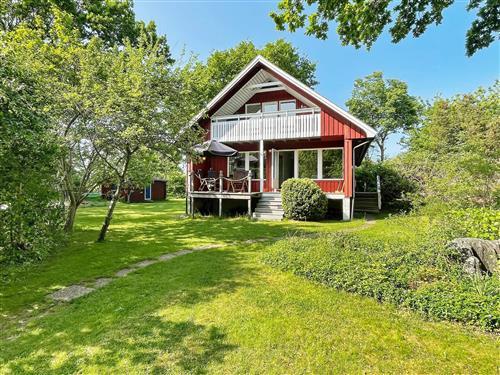 Holiday Home/Apartment - 8 persons -  - Varpevägen - 43085 - Brännö