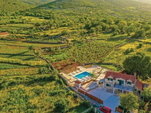 Fritidshus - 6 personer -  - Alajbezi - Trogir-Ljubitovica - 21201 - Ljubitovica