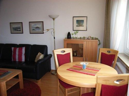 Holiday Home/Apartment - 3 persons -  - Kjeirstr. - 25980 - Sylt Westerland