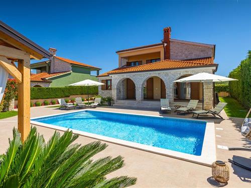 Holiday home - 8 persons -  - Fazanska ulica - Pula-Galizana - 52100 - Pula