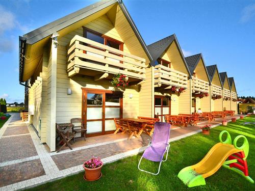 Holiday Home/Apartment - 6 persons -  - 78-132 - Grzybowo