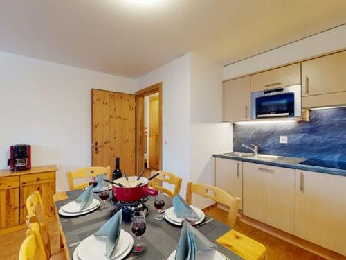 Holiday Home/Apartment - 6 persons -  - 1997 - Haute-Nendaz
