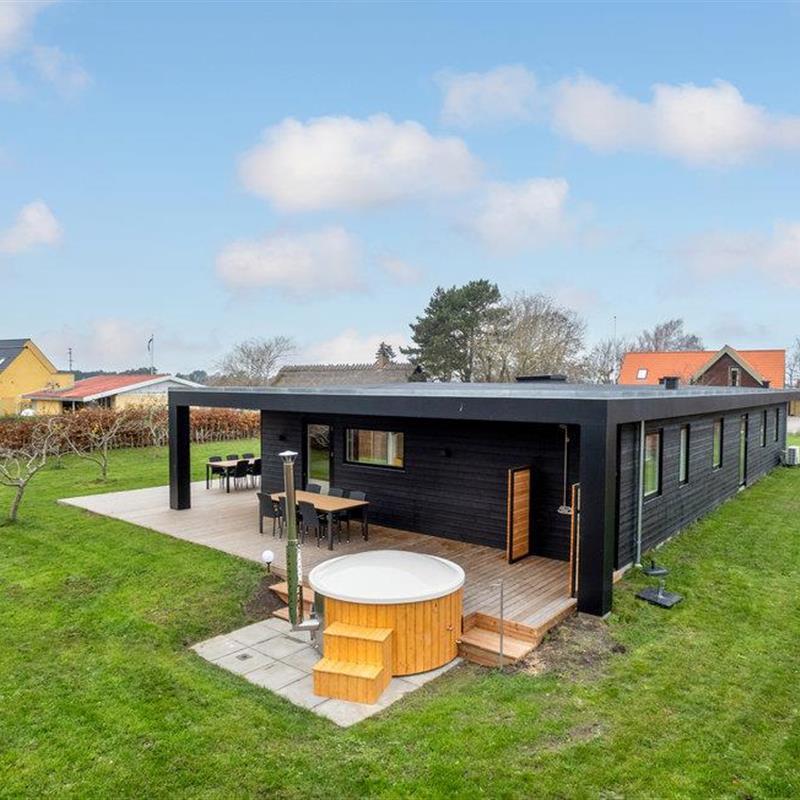 Sommerhus - 12 personer -  - Kildeengen - 4736 - Karrebæksminde