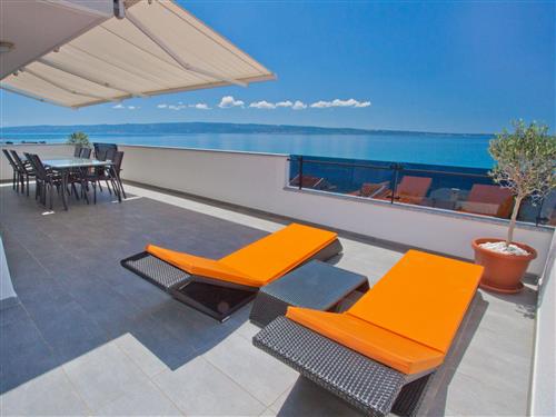 Holiday home - 22 persons -  - Podstrana - 21312