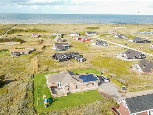 Feriehus - 10 personer -  - Charlottevej - Vrist - 7673 - Harboøre