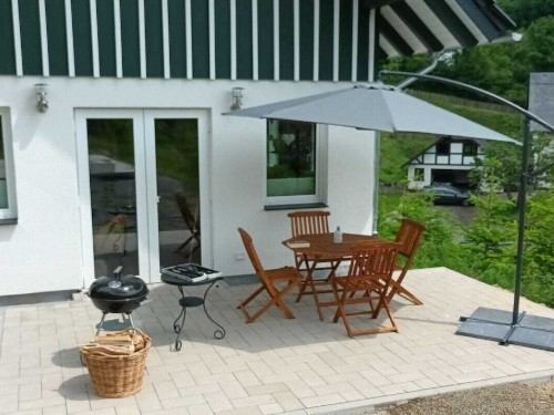 Ferienhaus - 5 Personen -  - 57368 - Lennestadt-Milchenbach