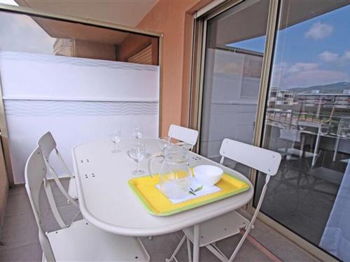 Holiday Home/Apartment - 4 persons -  - 83120 - Ste Maxime