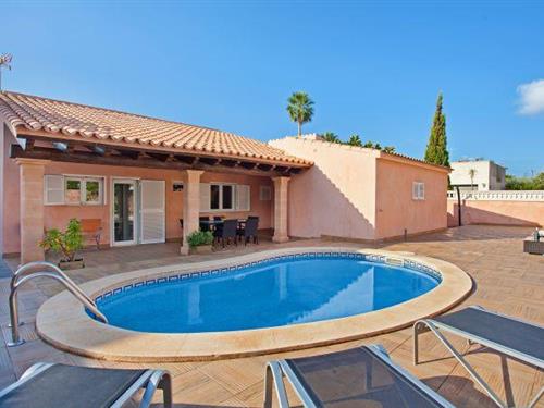 Feriehus - 7 personer -  - 07609 - Bahía Grande