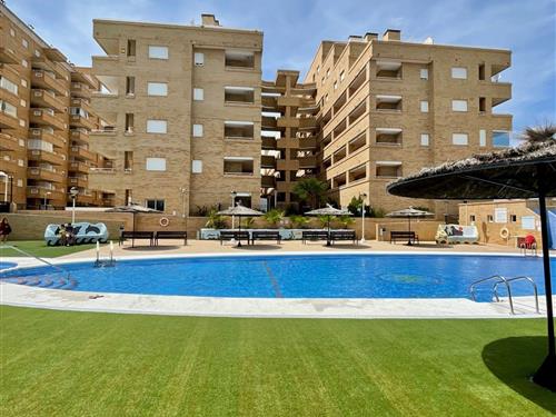 Holiday Home/Apartment - 6 persons -  - Av. Central, - 12594  - Oropesa