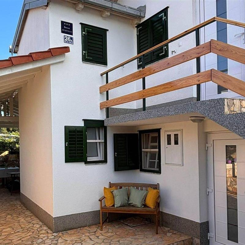 Sommerhus - 9 personer -  - Put Sv. Karla - 21223 - Okrug Gornji