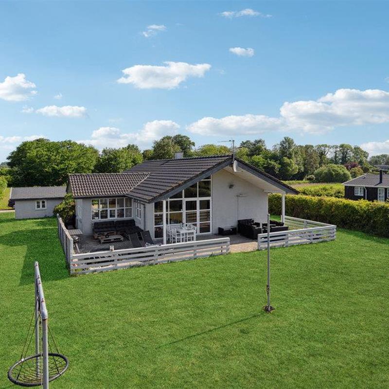 Sommerhus - 10 personer -  - Valmuevænget - Bukkemose - 5932 - Humble