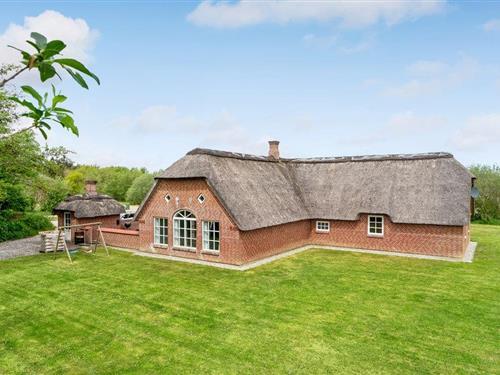 Sommerhus - 14 personer -  - Øvej - Vedersø Klit - 6990 - Ulfborg