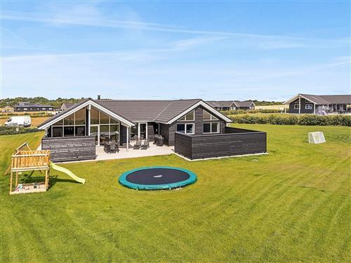 Holiday home - 18 persons -  - Ibsenvej - Hostrup - 7860 - Spøttrup
