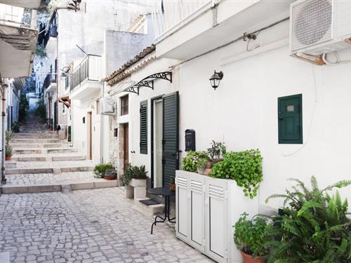 Ferieleilighet - 2 personer -  - Via Monte Rosa - 97018 - Scicli