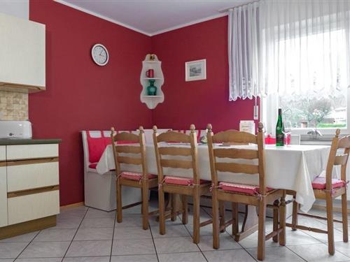 Holiday Home/Apartment - 4 persons -  - Kapellenstraße - 54451 - Irsch
