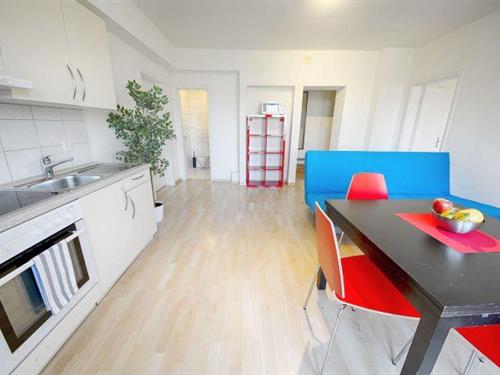 Holiday Home/Apartment - 5 persons -  - Stauffacherstrasse - 8004 - Zurich