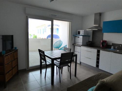 Holiday Home/Apartment - 4 persons -  - 13460 - Saintes-Maries-De-La-Mer