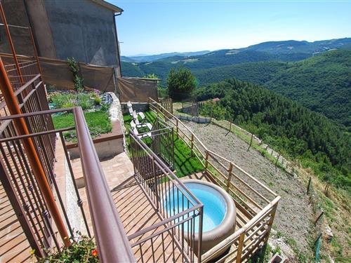 Sommerhus - 4 personer -  - Castelletta - 60044 - Castelletta