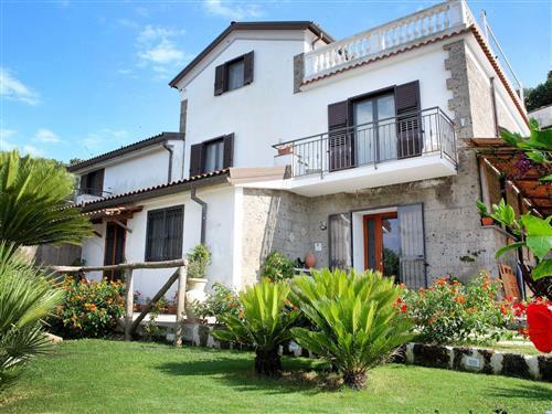 Ferienhaus - 8 Personen -  - Colli Fontanelle - 80065