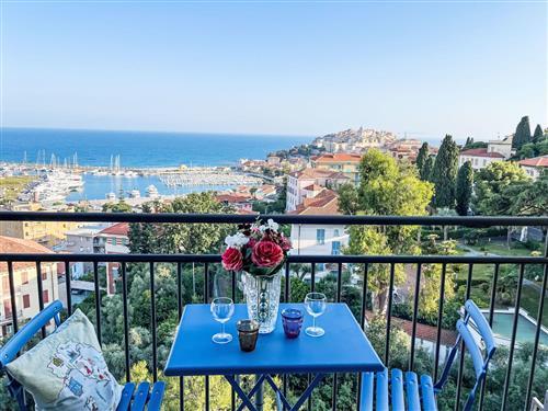 Ferielejlighed - 7 personer -  - Imperia - 18100