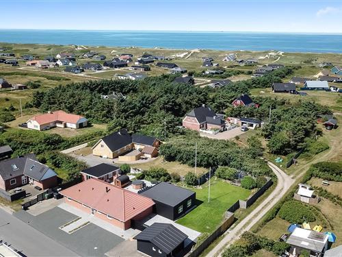 Sommerhus - 16 personer -  - Strandvejen - Vrist - 7673 - Harboøre