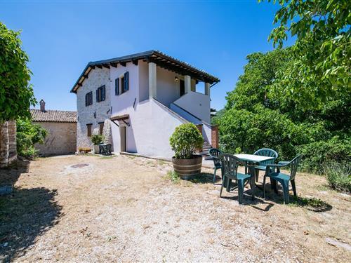 Feriehus - 5 personer -  - 06030 - Sellano