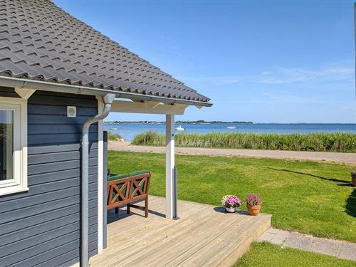 Sommerhus - 6 personer -  - Strandvejen Grønninghoved - Grønninghoved - 6093 - Sjølund