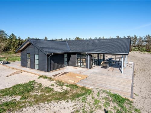 Sommerhus - 12 personer -  - Alexandravej - 9480 - Løkken