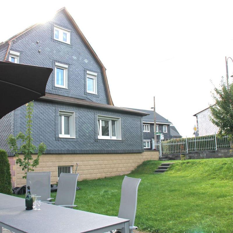 Sommerhus - 10 personer -  - Schulstraße - 98666 - Masserberg