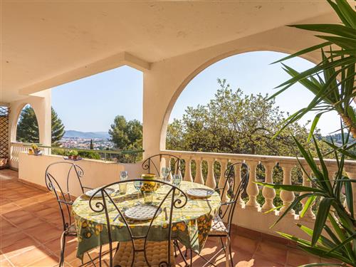 Holiday apartment - 4 persons -  - Hyères - 83400