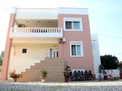 Fritidshus - 10 personer -  - 73014 - Maleme
