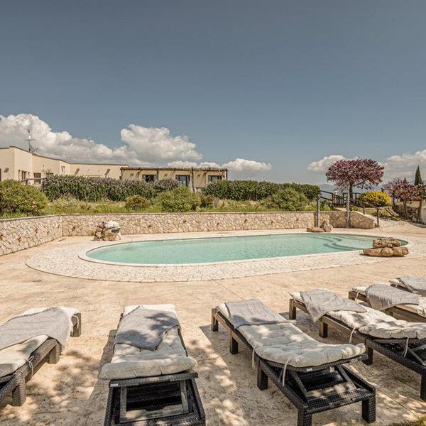 Emne nr.: 140-IRU321