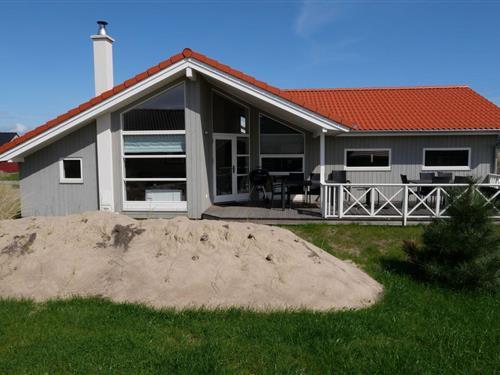 Holiday Home/Apartment - 10 persons -  - Strandstraße - 23775 - Großenbrode