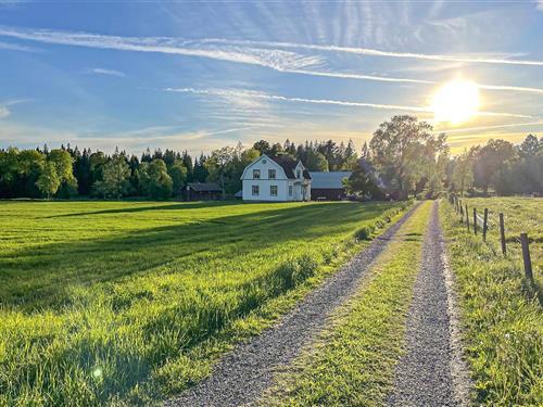 Semesterhus/Semesterlägenhet - 12 personer -  - Jäla Stora Ambjörntorp - Floby/Jäla - 521 55 - Floby