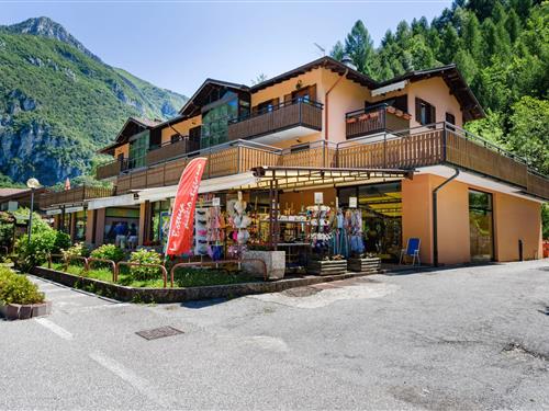 Sommerhus - 6 personer -  - 38067 - Ledro