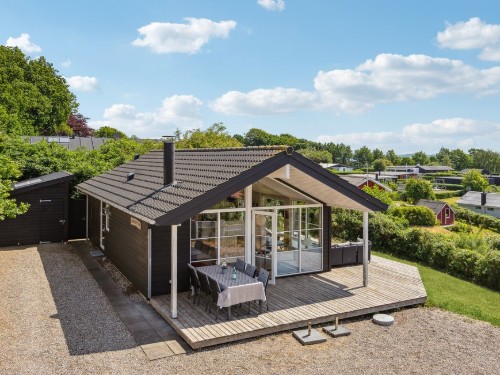Holiday home - 4 persons -  - Brinken - Brunsnæs Strand - 6310 - Broager